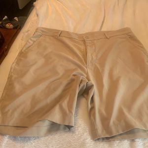 Southern proper Shorts